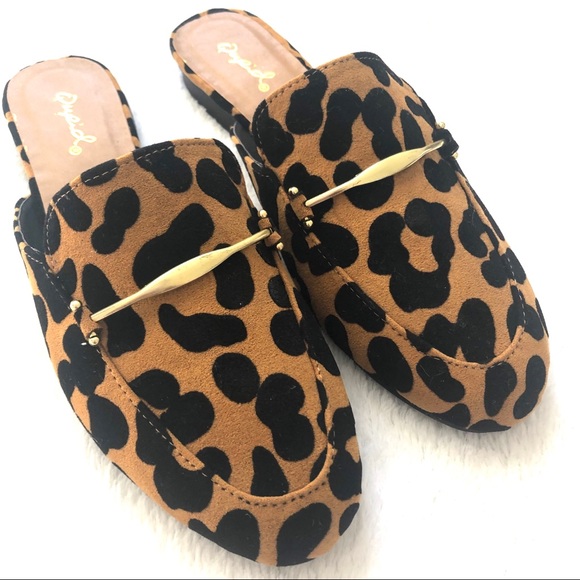 Qupid Shoes - Suede Leopard Mules 🐆